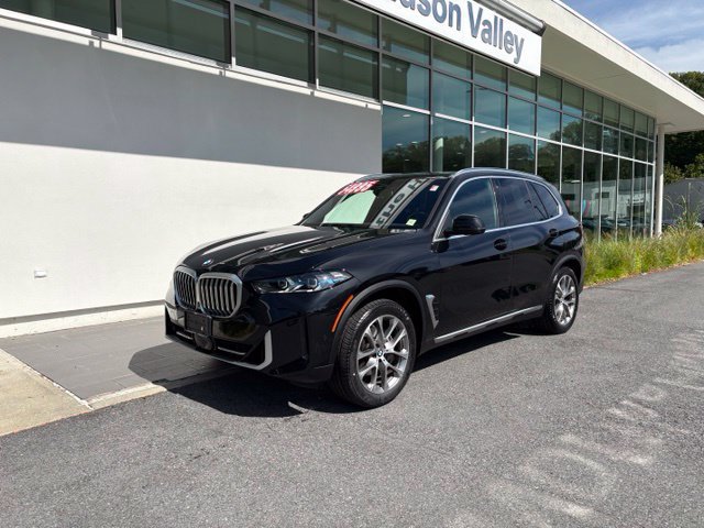Certified 2024 BMW X5 xDrive40i w/ Premium Package AWD/4WD image 3