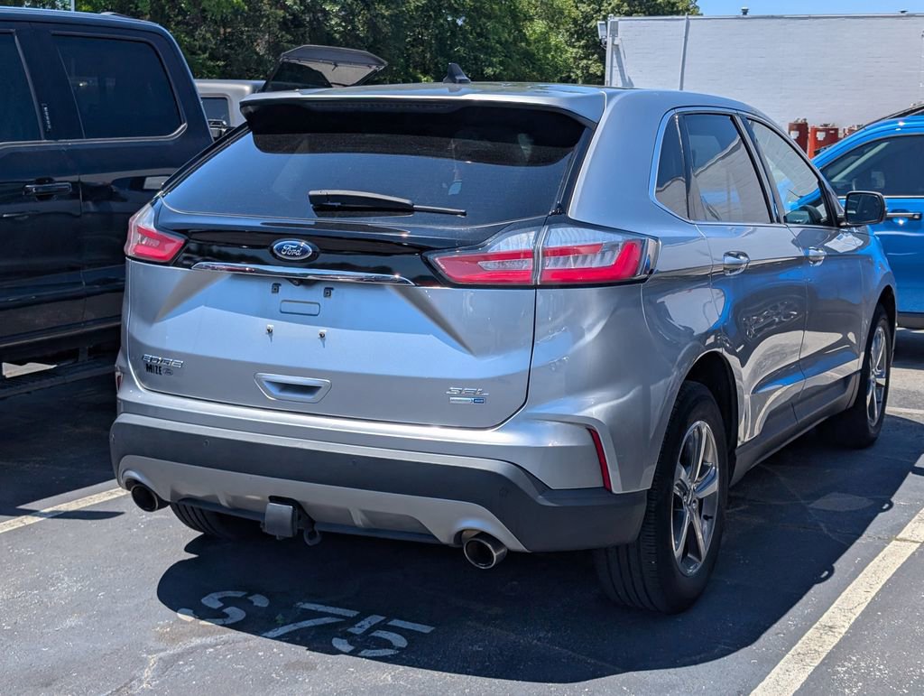 Used 2020 Ford Edge SEL w/ Convenience Package AWD/4WD image 3