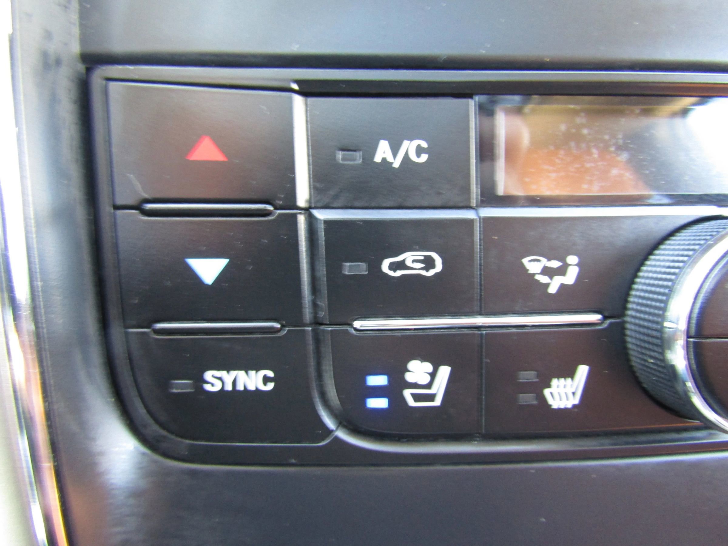 Used 2012 Jeep Grand Cherokee Overland image 31