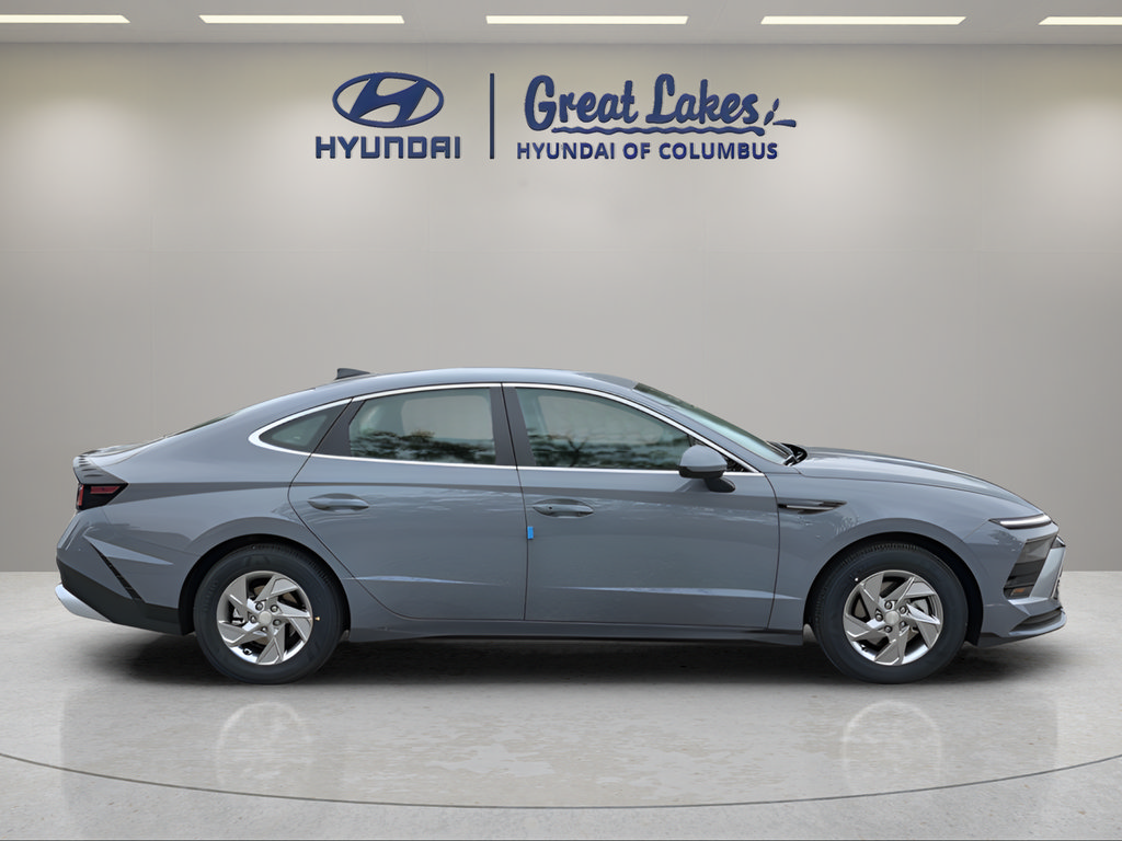 New 2026 Hyundai Sonata SE FWD image 6