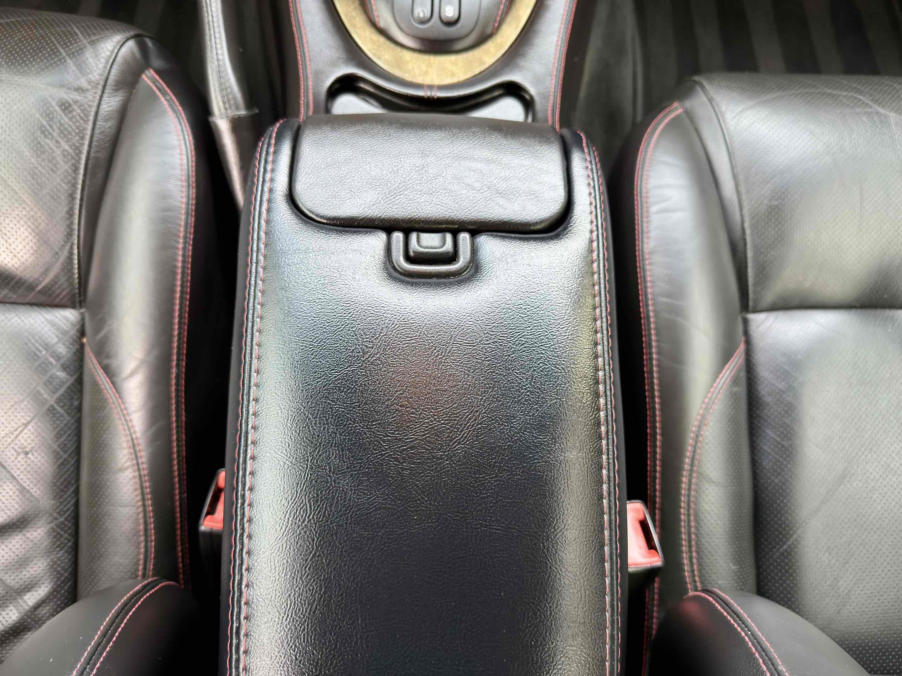 Used 2002 Jaguar XJ8 image 57