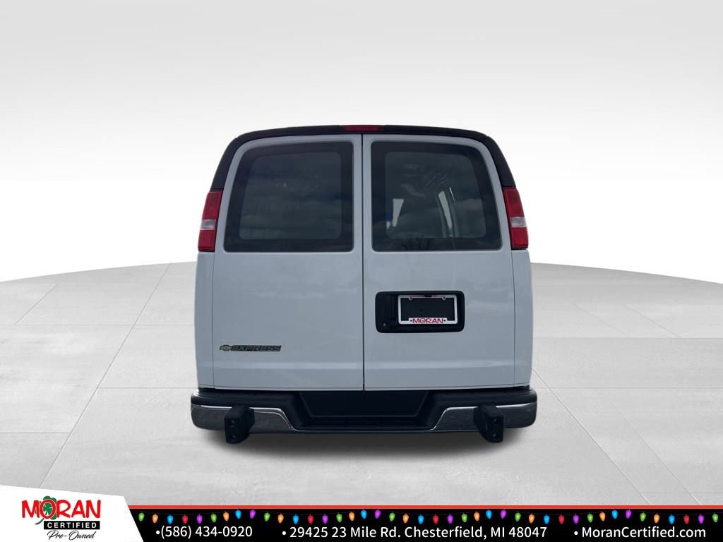 Used 2024 Chevrolet Express 2500 Work Van w/ Driver Convenience Package image 4