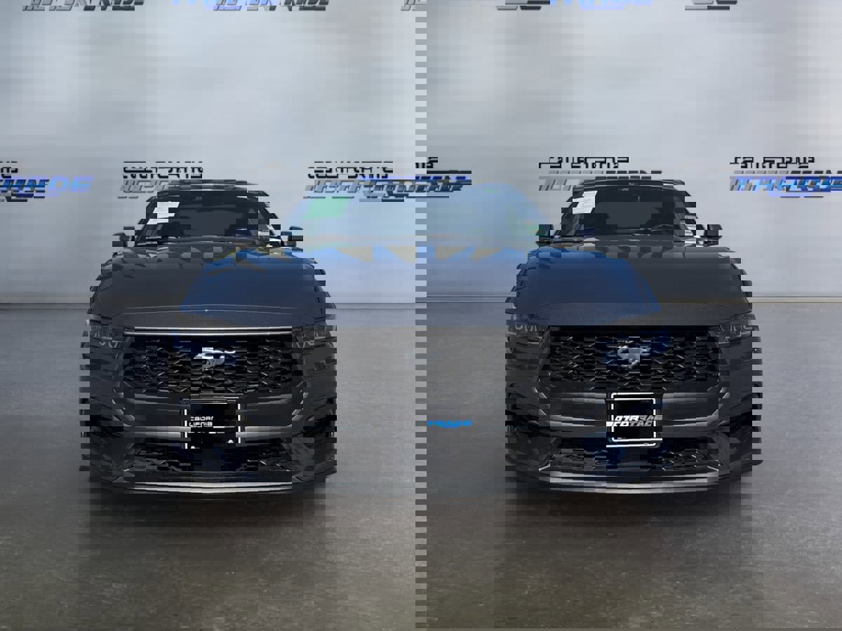 Used 2024 Ford Mustang Premium image 2