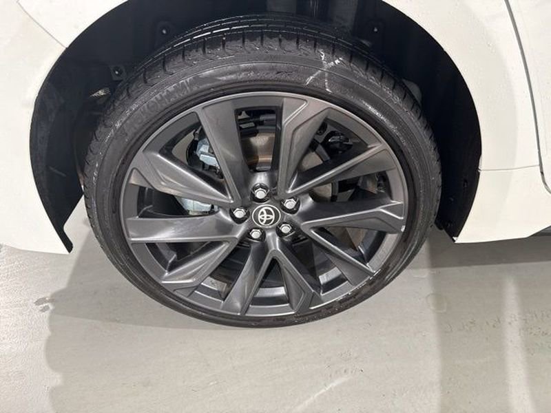 Used 2024 Toyota Corolla SE image 13