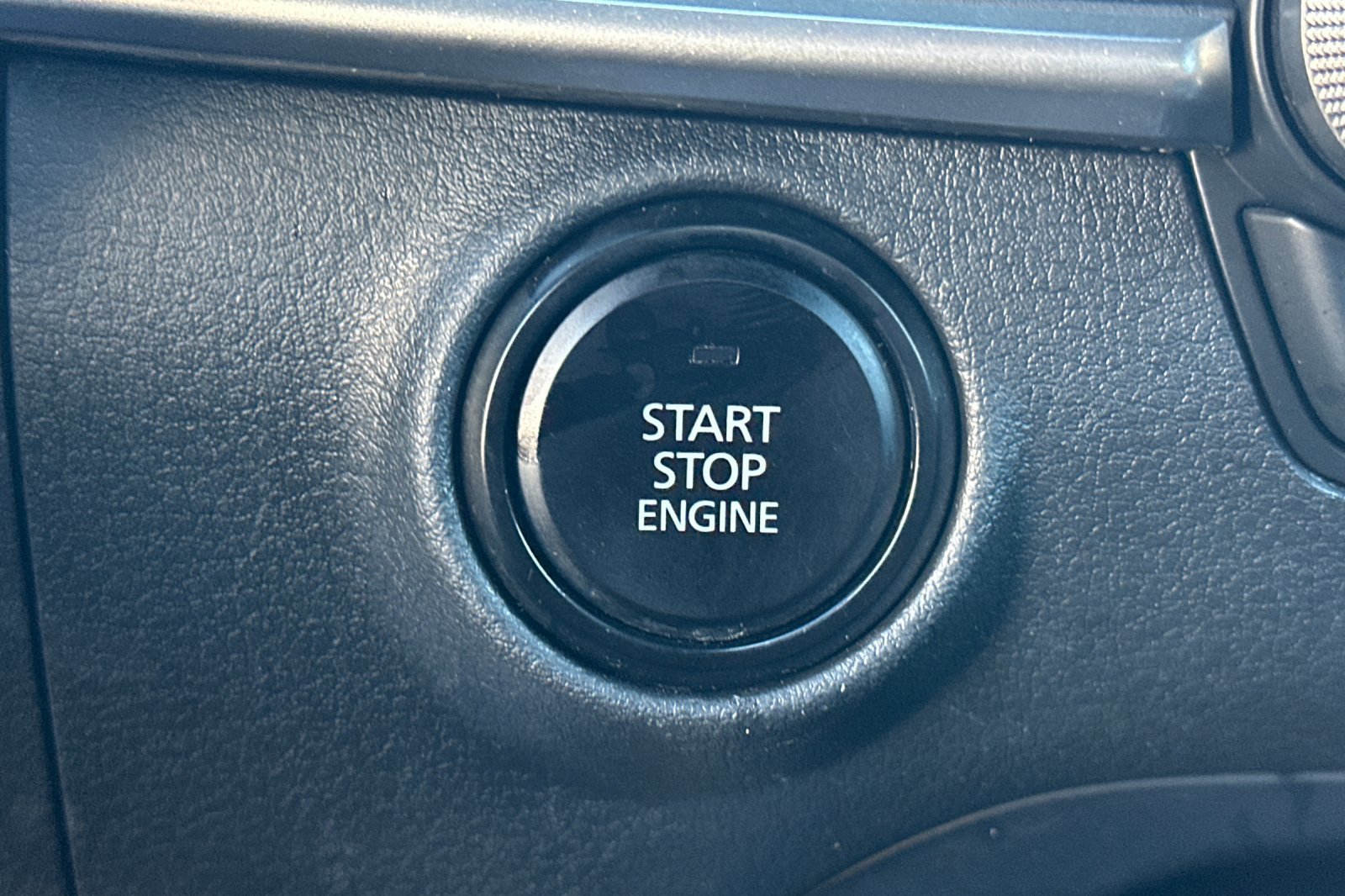 Certified 2025 MAZDA MAZDA3 s Sport FWD image 21