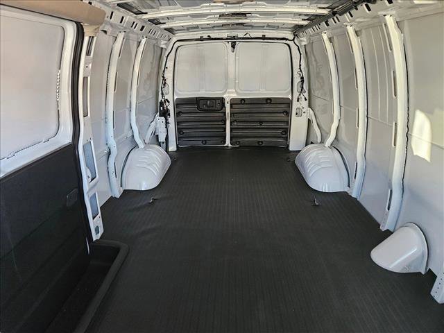 New 2025 Chevrolet Express 2500 Extended w/ Safety Package image 15