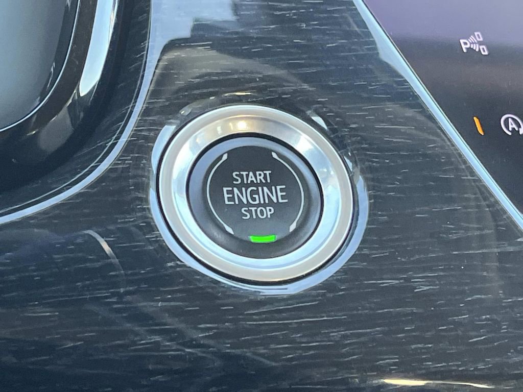 Used 2020 Cadillac XT6 Premium Luxury image 35