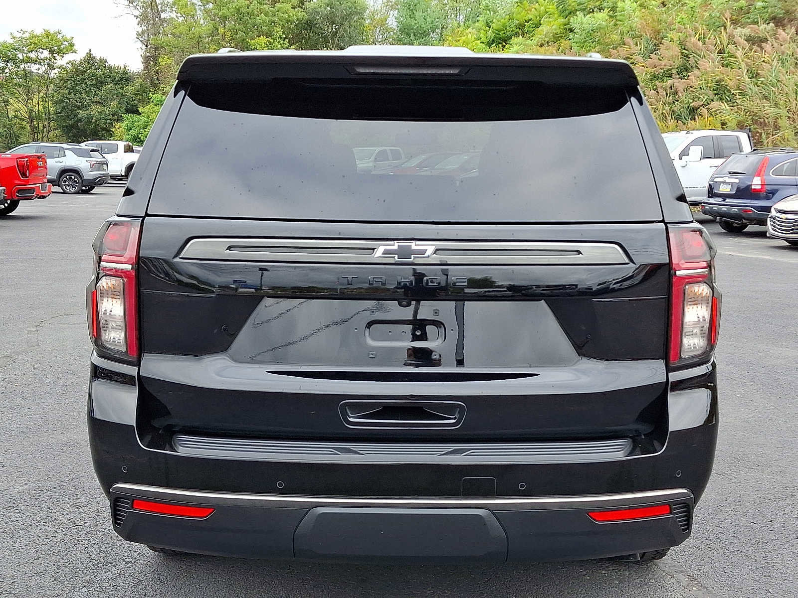 Used 2022 Chevrolet Tahoe Z71 w/ Luxury Package image 6