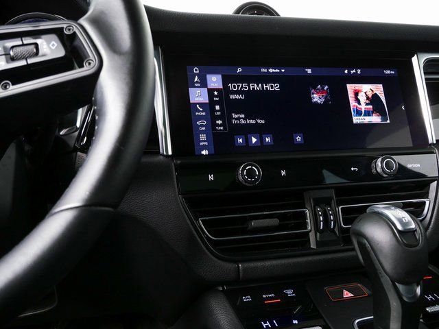 Certified 2023 Porsche Macan AWD image 12
