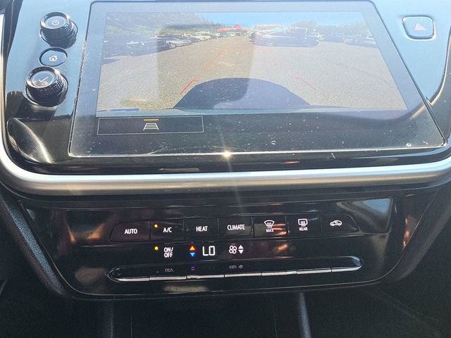 Used 2023 Chevrolet Bolt EUV LT w/ Driver Confidence Package FWD image 30