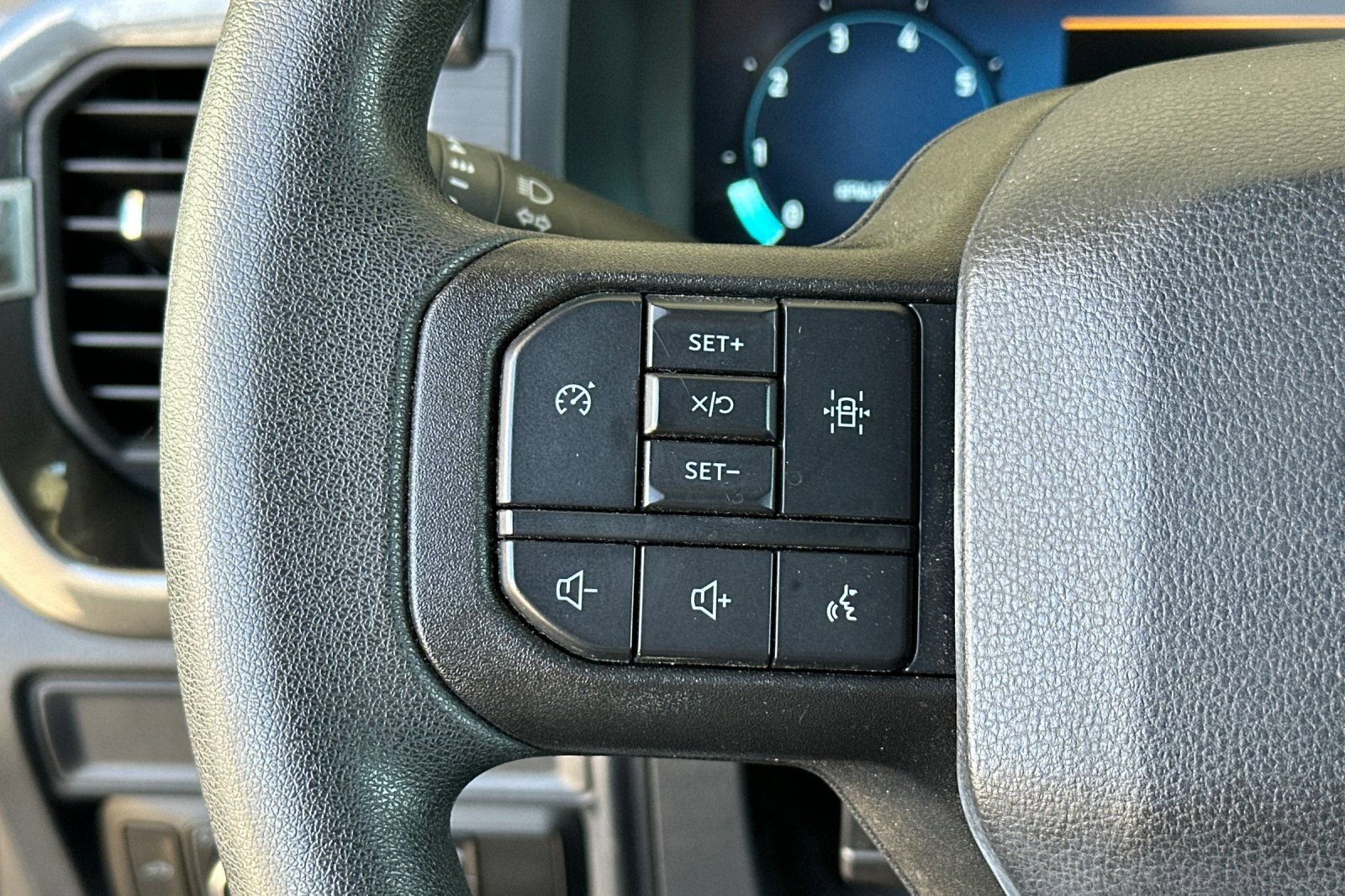 Used 2024 Ford F150 STX RWD image 26