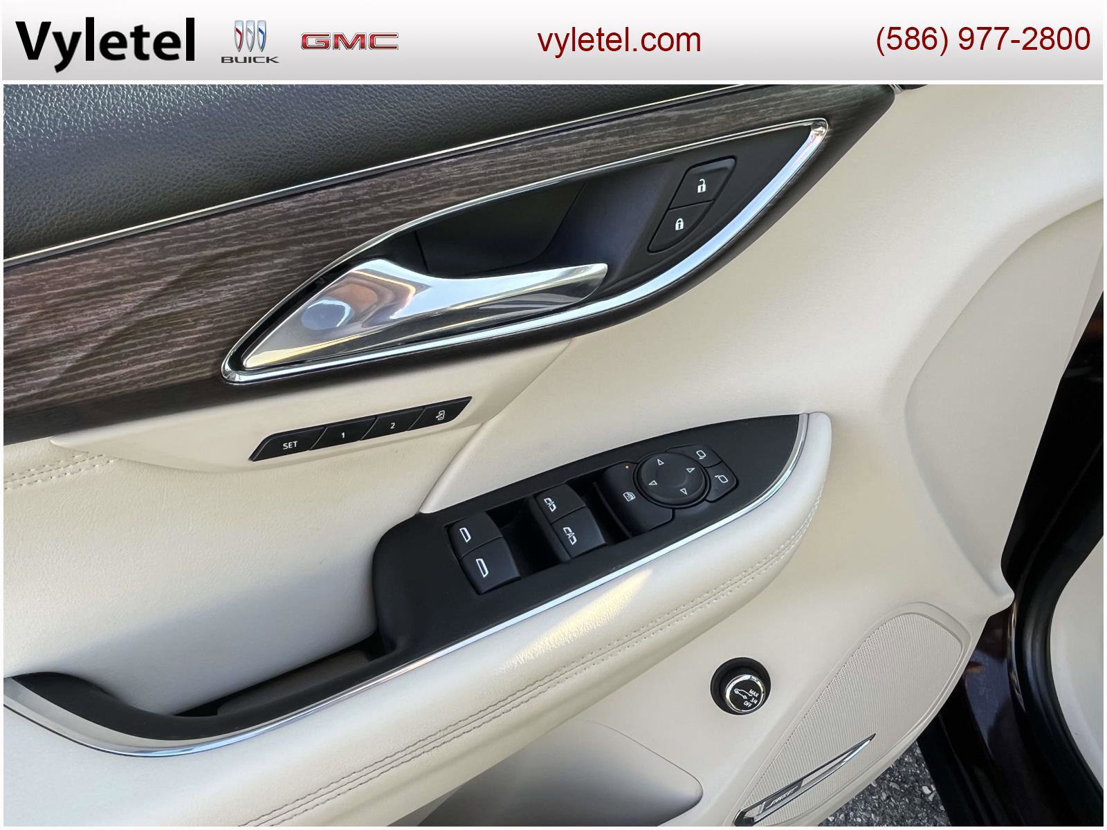 Certified 2023 Buick Envision Avenir image 18