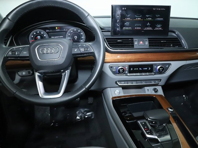 Used 2023 Audi Q5 2.0T Premium Plus w/ Premium Plus Package image 30