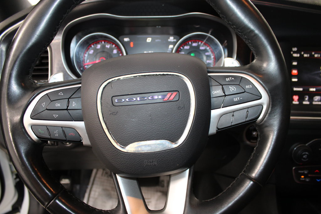 Used 2016 Dodge Charger R/T RWD image 30