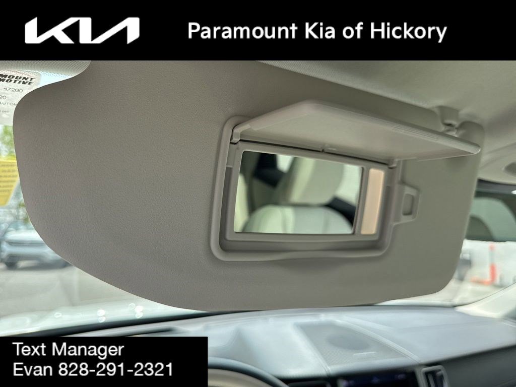 Used 2022 Volvo XC60 T8 Inscription image 30