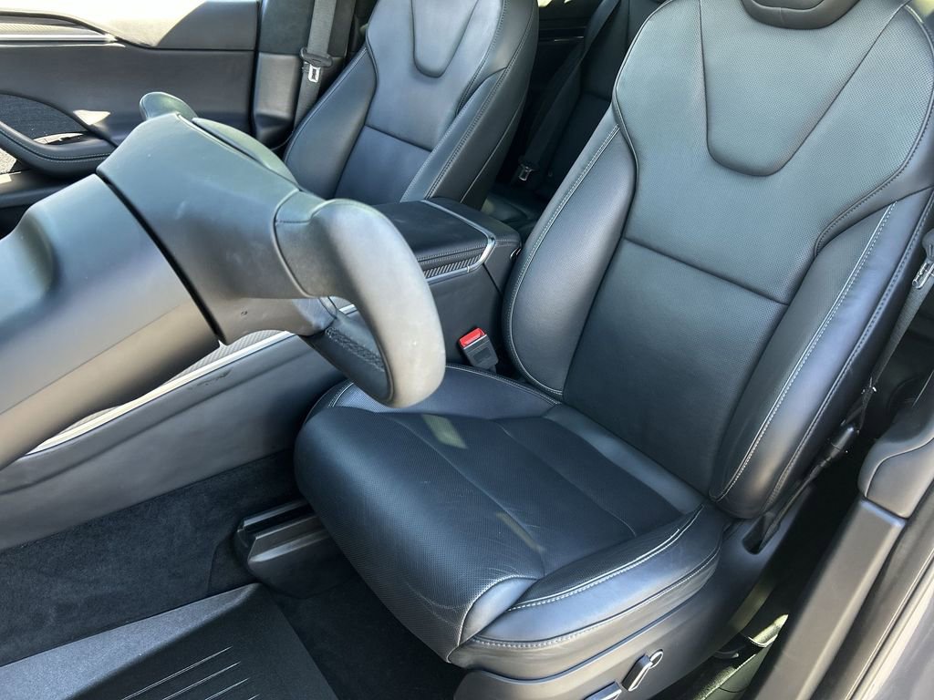 Used 2023 Tesla Model X Plaid image 19
