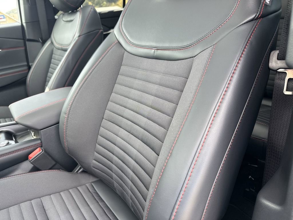 New 2026 Ford Explorer ST-Line AWD/4WD image 9