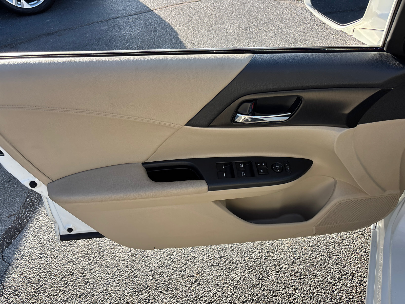 Used 2013 Honda Accord EX image 11