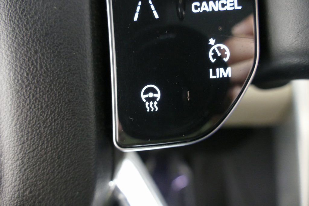 Used 2019 Land Rover Discovery HSE AWD/4WD image 18