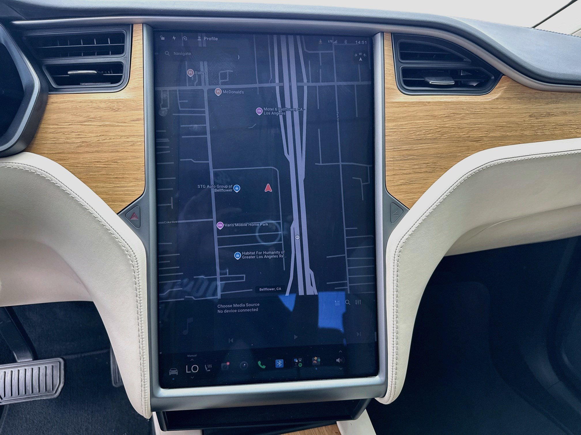 Used 2019 Tesla Model X 100D AWD/4WD image 9