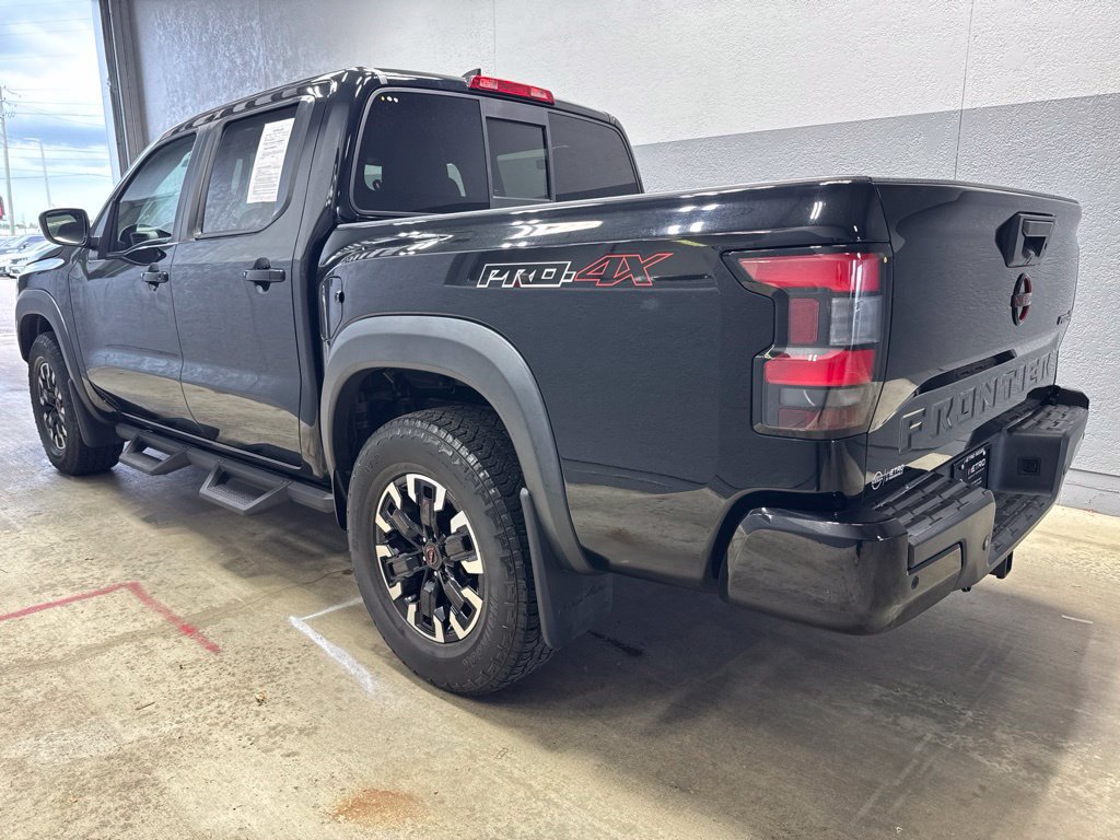 Used 2022 Nissan Frontier PRO-4X w/ Technology Package AWD/4WD image 3