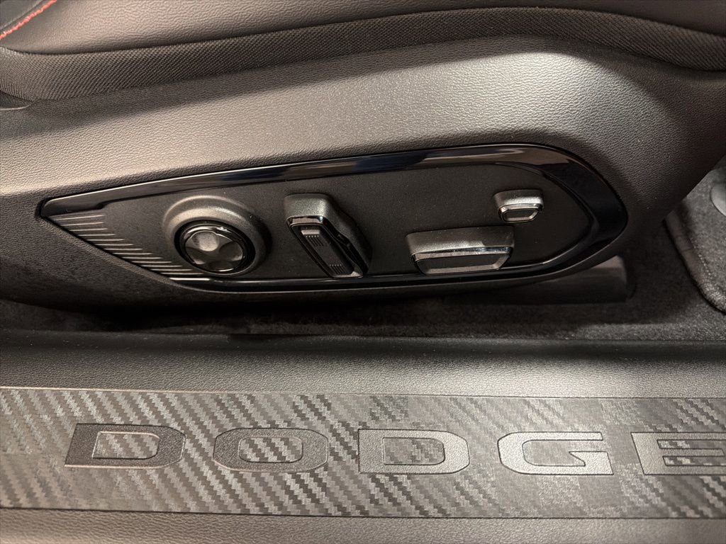 Used 2026 Dodge Charger R/T Scat Pack image 18
