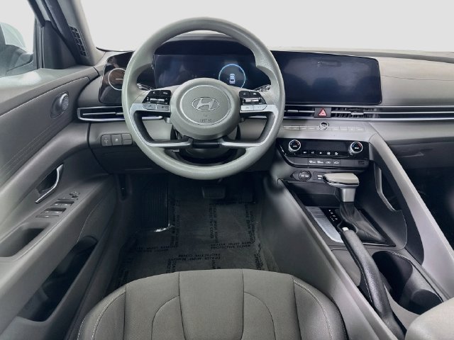 Used 2024 Hyundai Elantra SEL FWD image 21