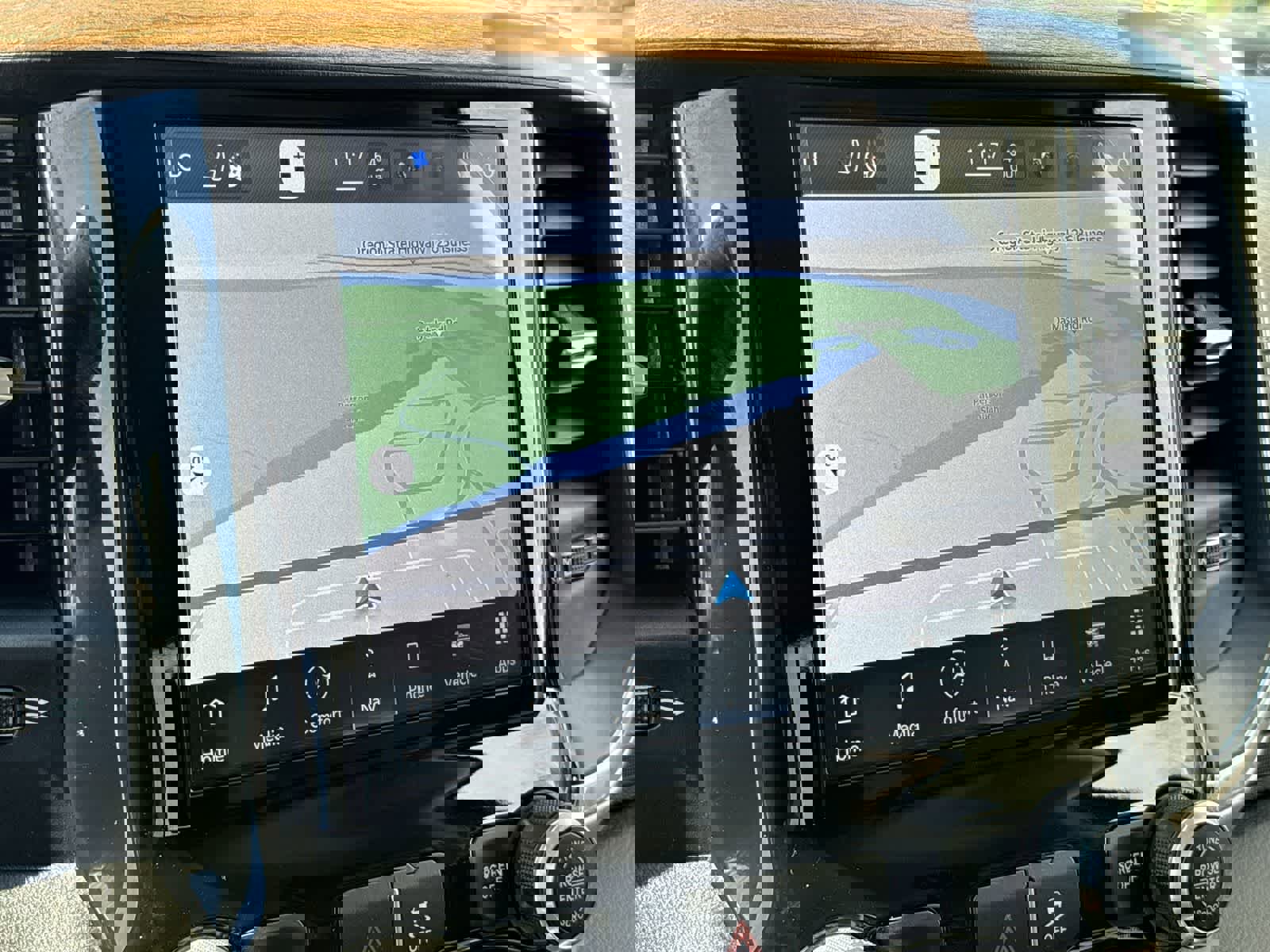 Certified 2022 RAM 3500 Laramie image 21