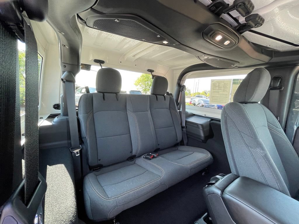Used 2026 Jeep Wrangler Sport AWD/4WD image 26