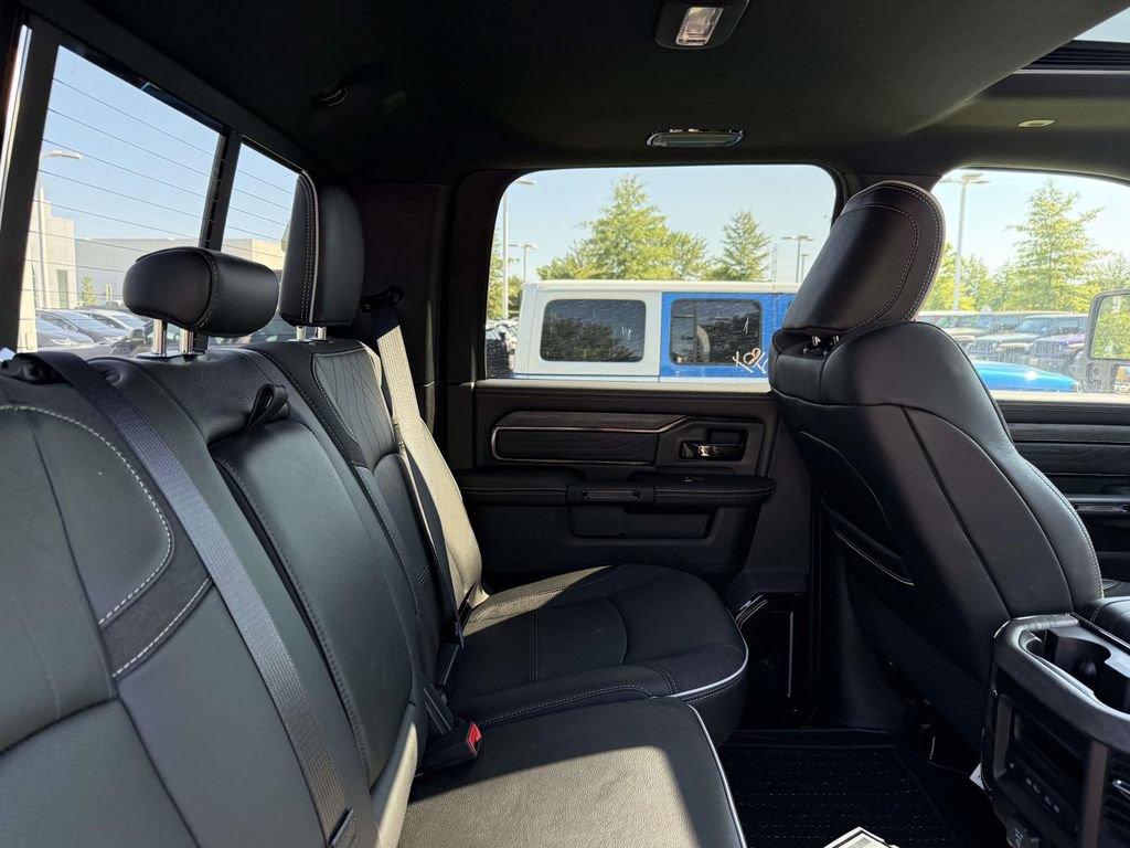 New 2026 RAM 2500 Limited AWD/4WD image 15