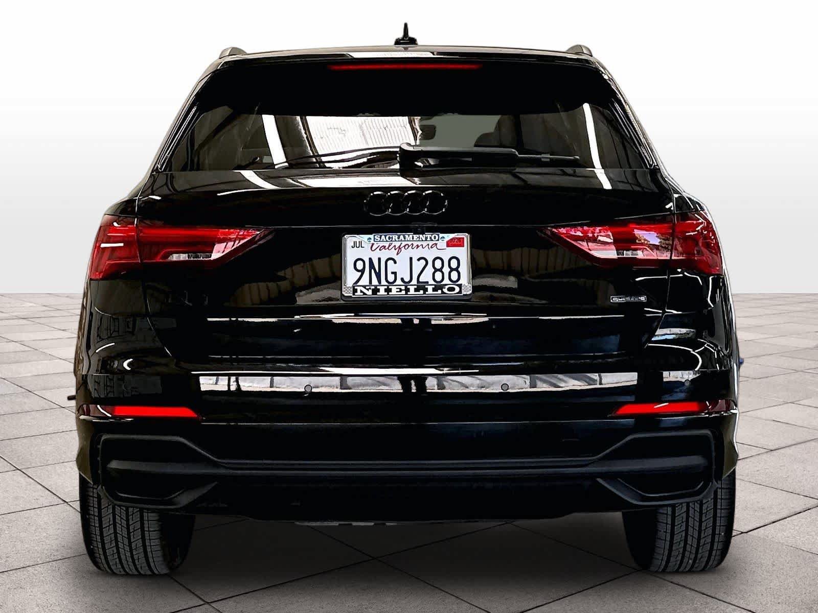 Used 2024 Audi Q3 2.0T Premium Plus w/ Premium Plus Package AWD/4WD image 8
