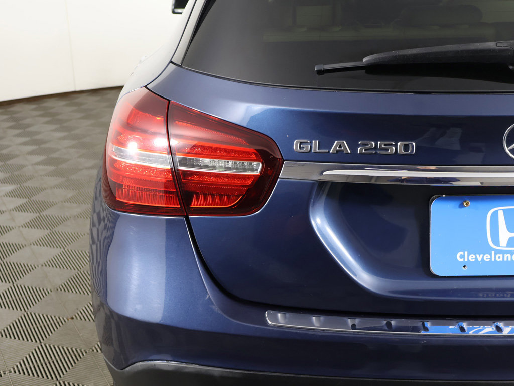 Used 2020 Mercedes-Benz GLA 250 4MATIC image 14