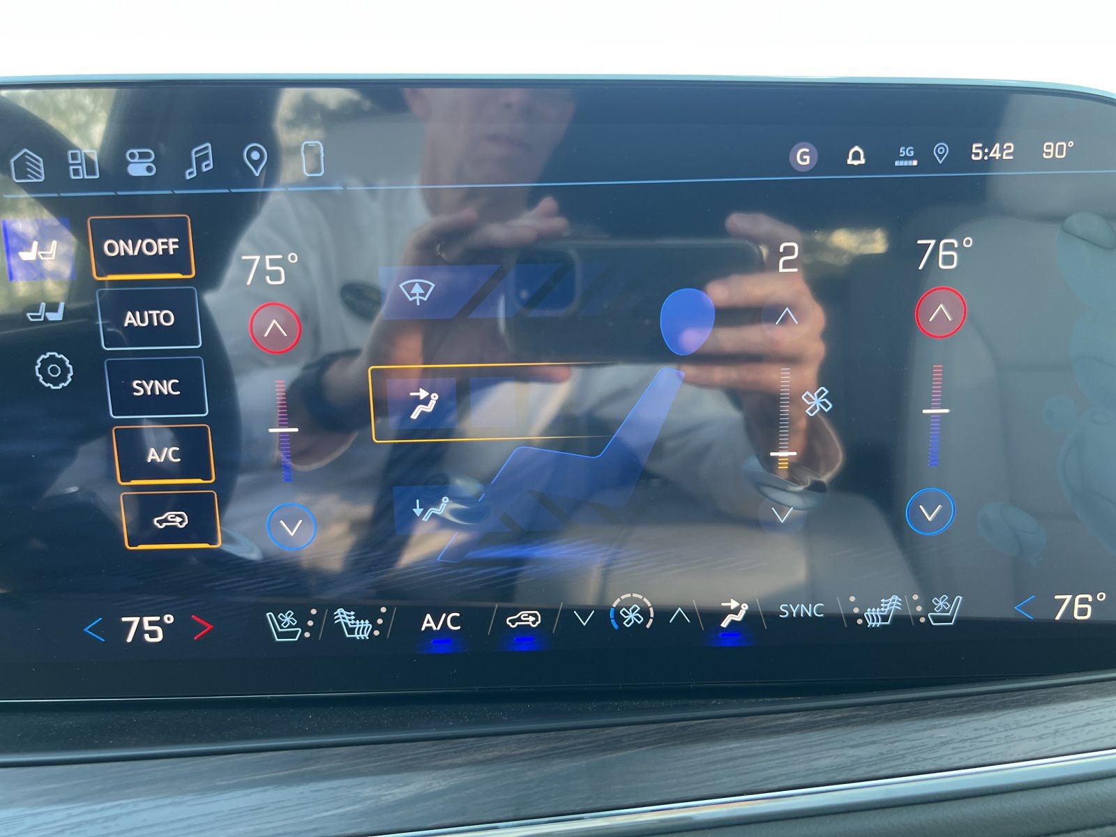 New 2026 Chevrolet Suburban Premier image 15