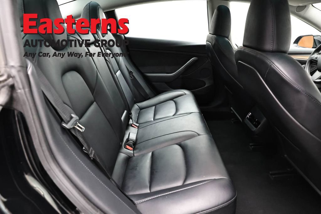 Used 2023 Tesla Model 3 Standard Range image 17