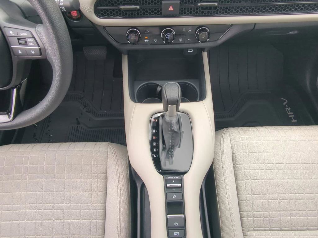Certified 2024 Honda HR-V LX image 19