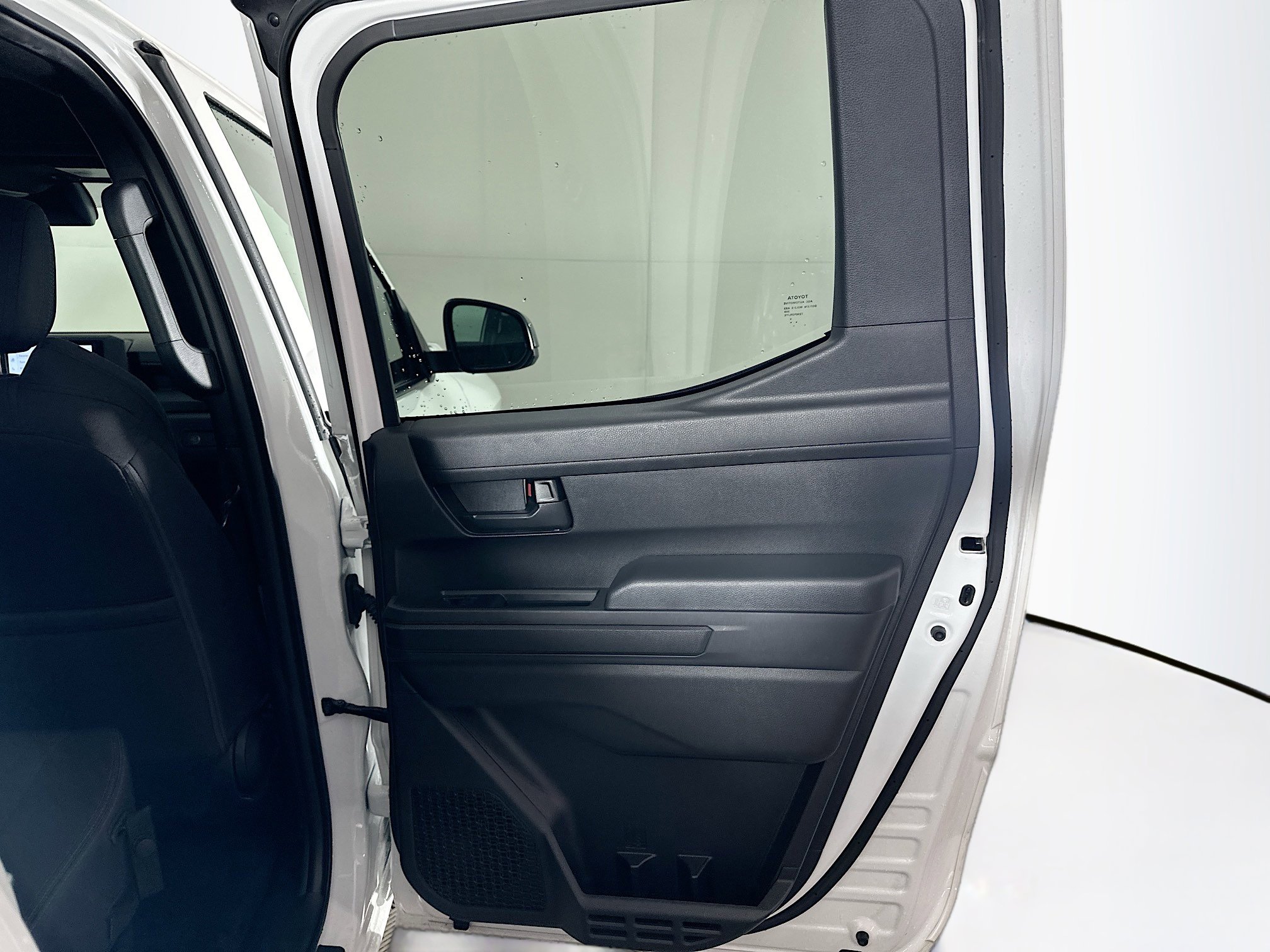 Used 2024 Toyota Tacoma SR image 28