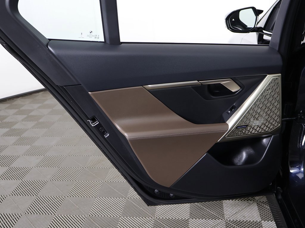 Used 2024 BMW i5 M60 w/ Premium Package image 30