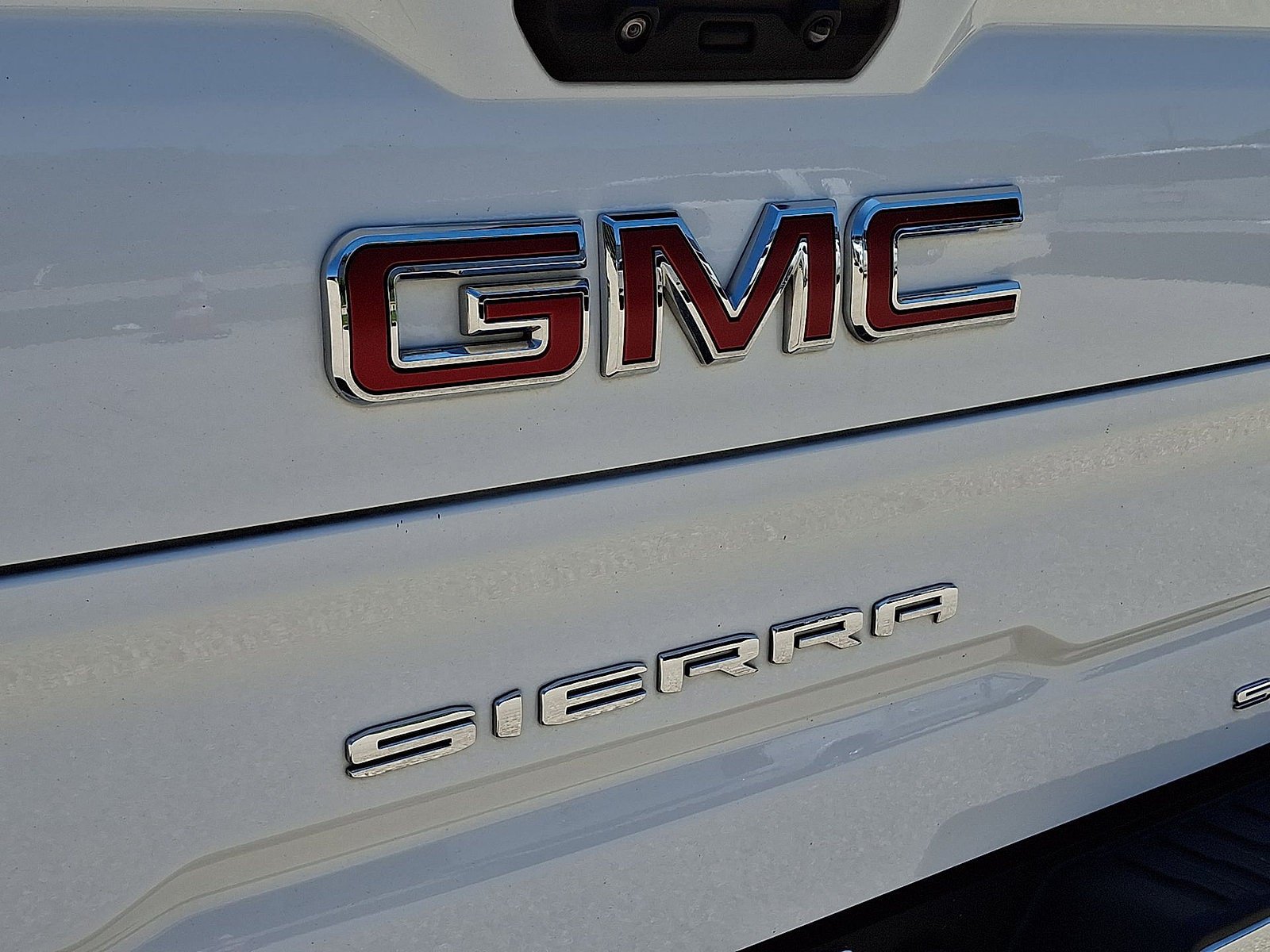 Used 2022 GMC Sierra 1500 SLT w/ SLT Premium Plus Package AWD/4WD image 23