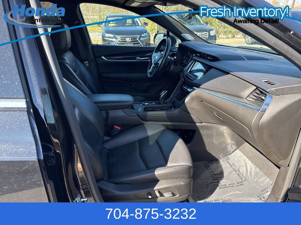 Used 2023 Cadillac XT5 Premium Luxury image 16