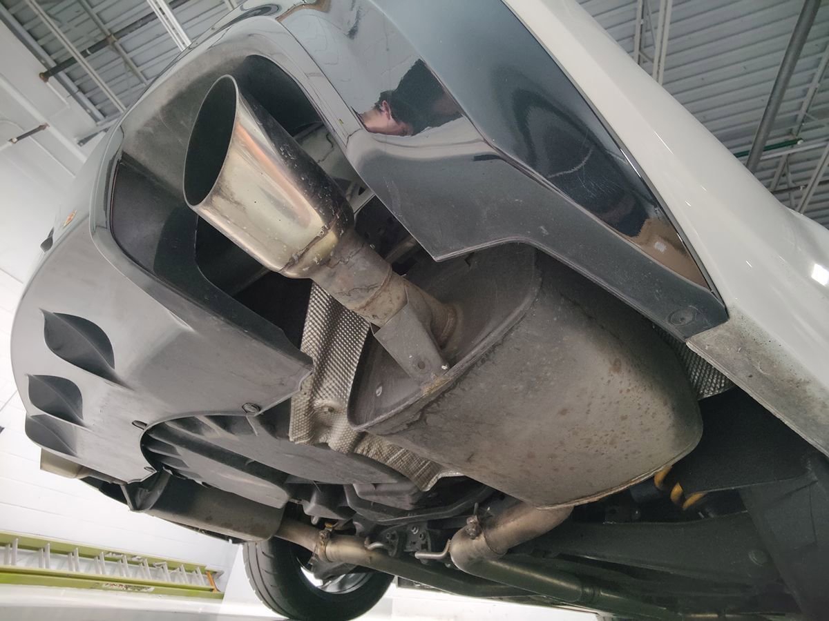 Used 2015 Chevrolet SS RWD image 10