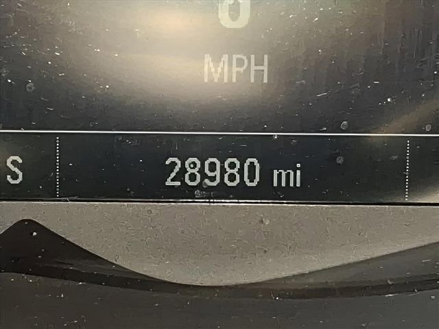 Used 2022 Chevrolet Trax LT w/ LT Convenience Package image 32