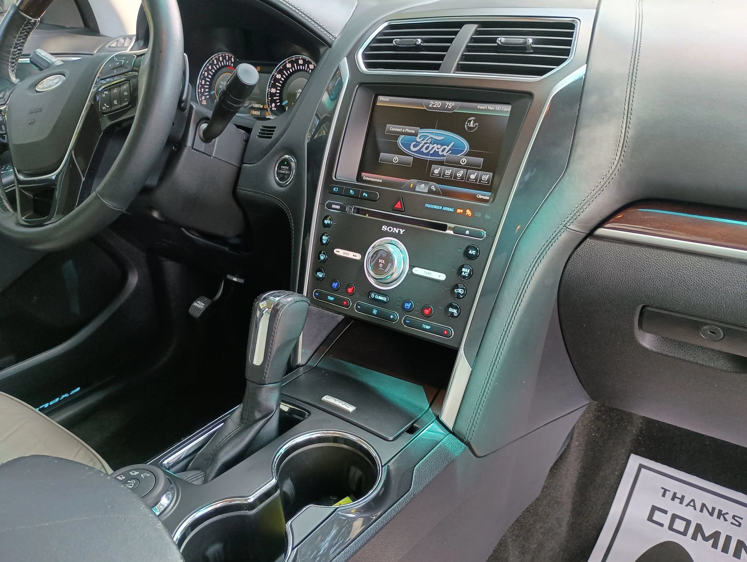 Used 2016 Ford Explorer Platinum AWD/4WD image 17