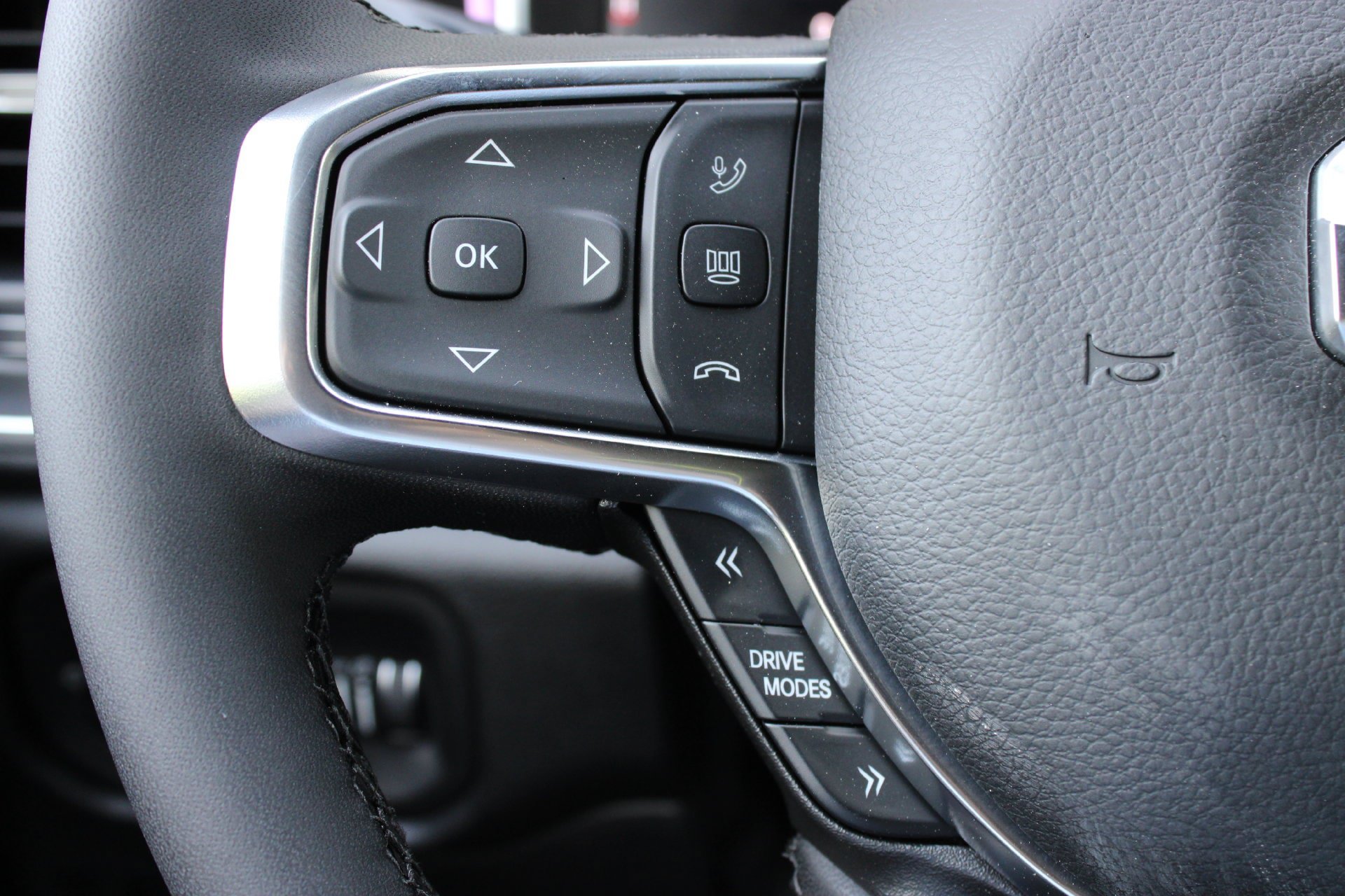 New 2026 RAM 1500 Laramie w/ Night Edition AWD/4WD image 37