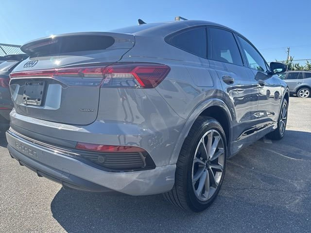 Used 2022 Audi Q4 e-tron Premium Plus AWD/4WD image 9