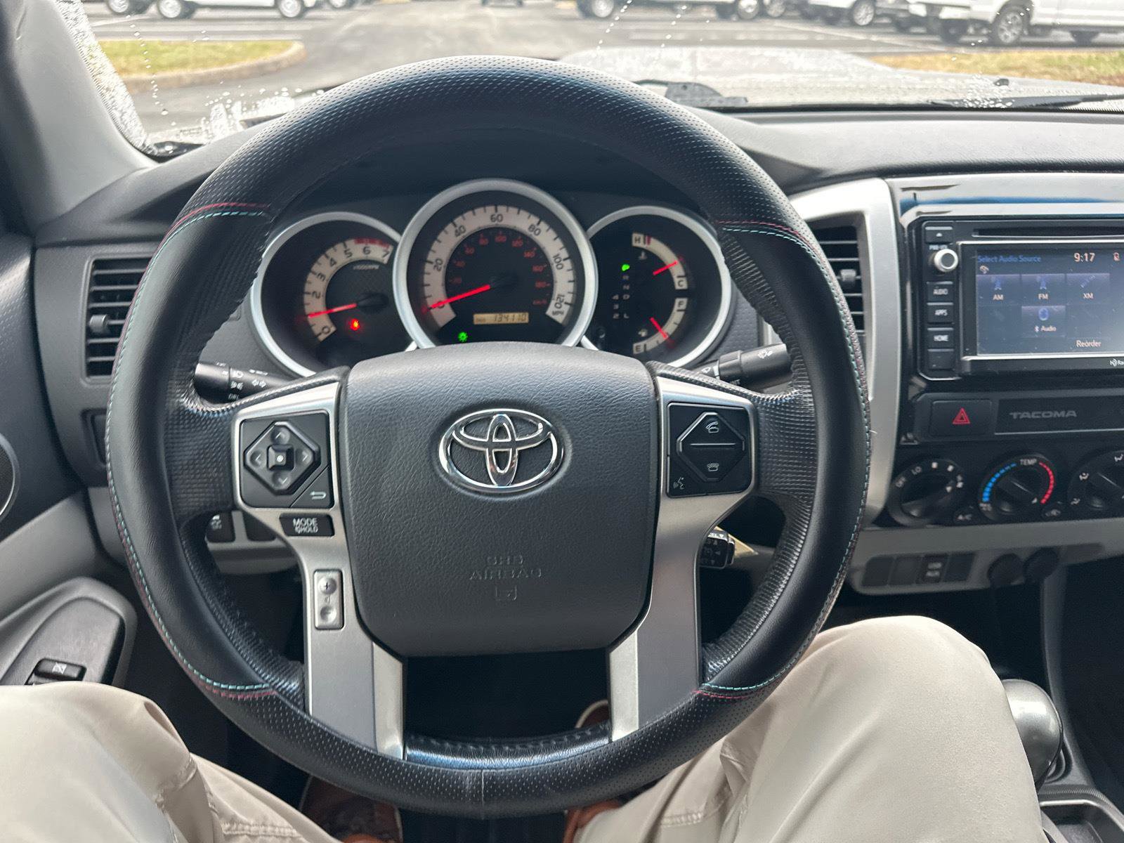 Used 2015 Toyota Tacoma TRD Pro image 27