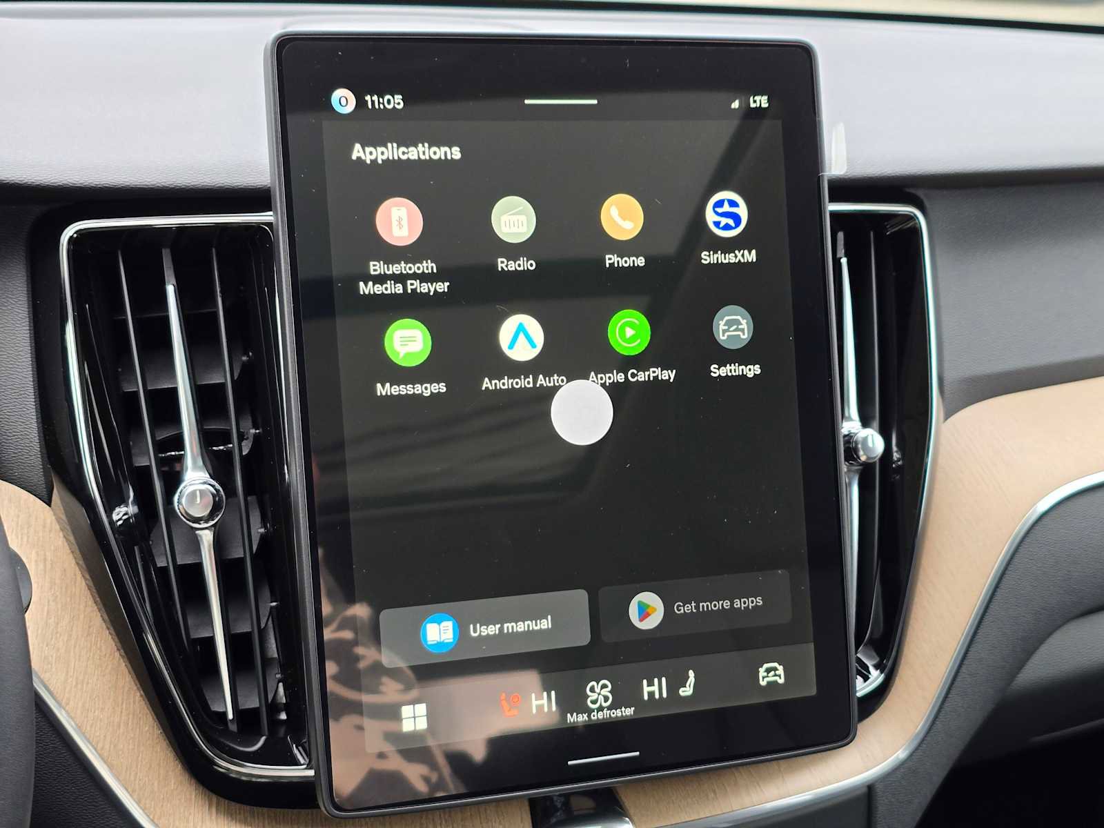 New 2026 Volvo XC60 T8 Plus w/ Protection Package Premier image 24