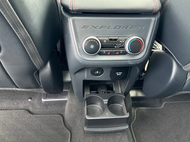 Used 2025 Ford Explorer ST-Line w/ Premium Package AWD/4WD image 17