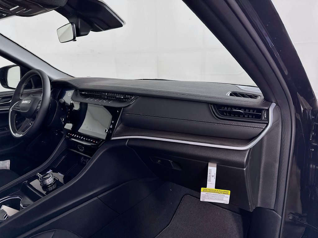 New 2026 Jeep Grand Cherokee L 4WD image 39