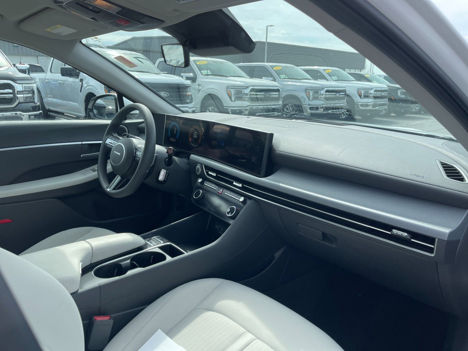 Used 2025 Hyundai Sonata SEL image 17