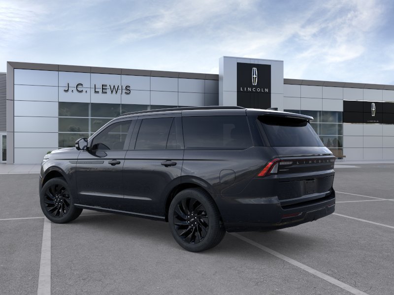 New 2026 Lincoln Navigator Reserve w/ Jet Appearance Package AWD/4WD image 5